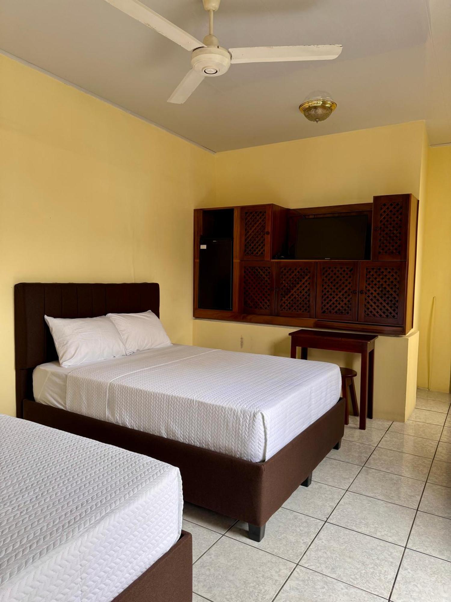 קפוס Hotel Malinche מראה חיצוני תמונה